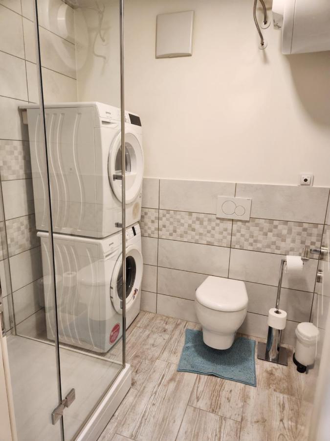 Studio Apartma V8 Maribor Buitenkant foto